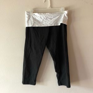 Victoria’s Secret “PINK” Cropped Yoga Pants